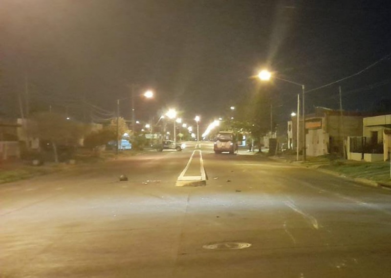 Muri un motociclista tras chocar con un colectivo